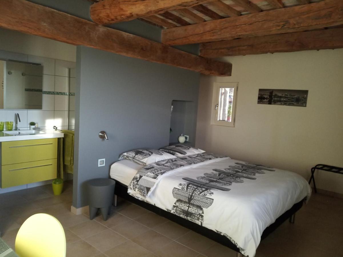 Le Grangeon Bed & Breakfast Cruis Екстериор снимка